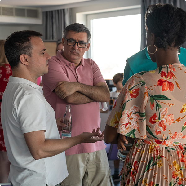 Bewirb dich jetzt bei samecon und starte deine IT-Karriere.